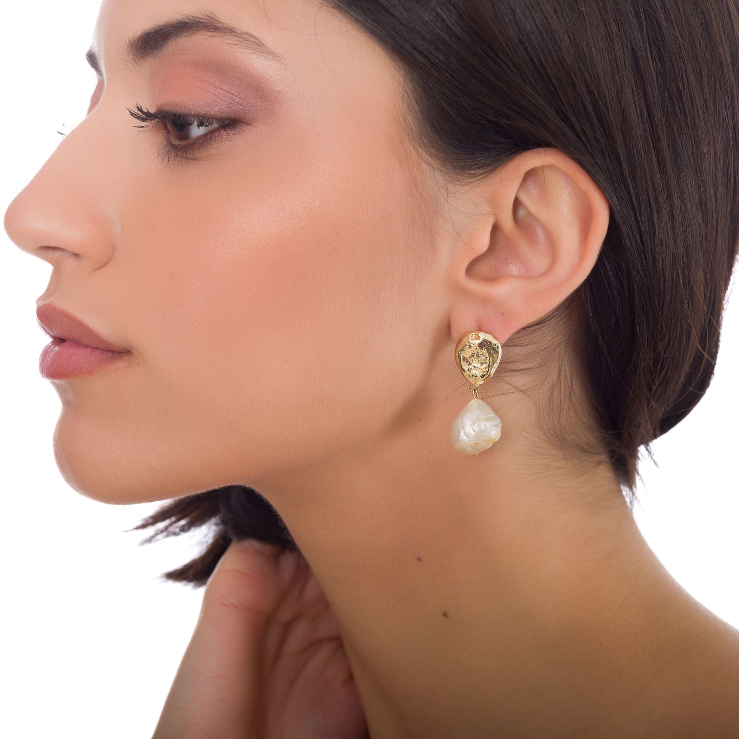 ANTIQUE – Exklusiva asymmetriska pärlörhängen med naturlig lyster