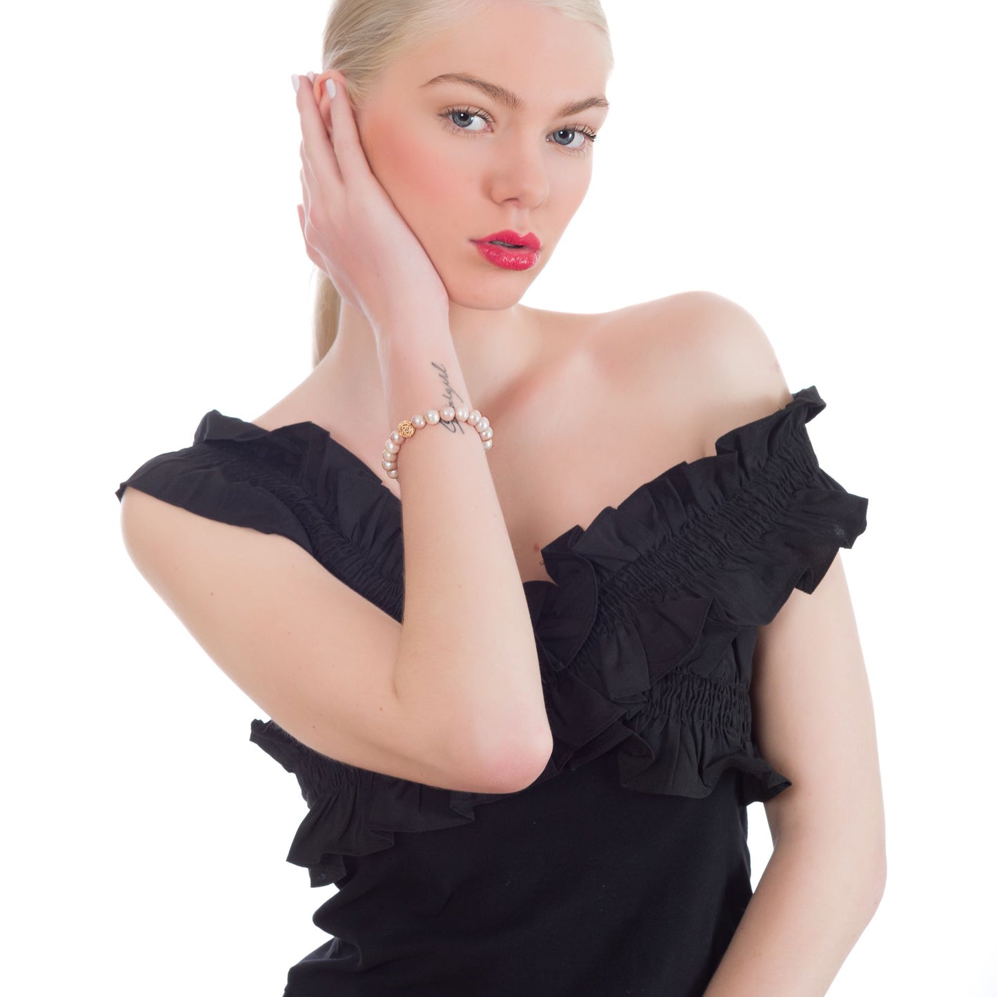 SOLGLIMT – Armbandet som lyser upp din stil